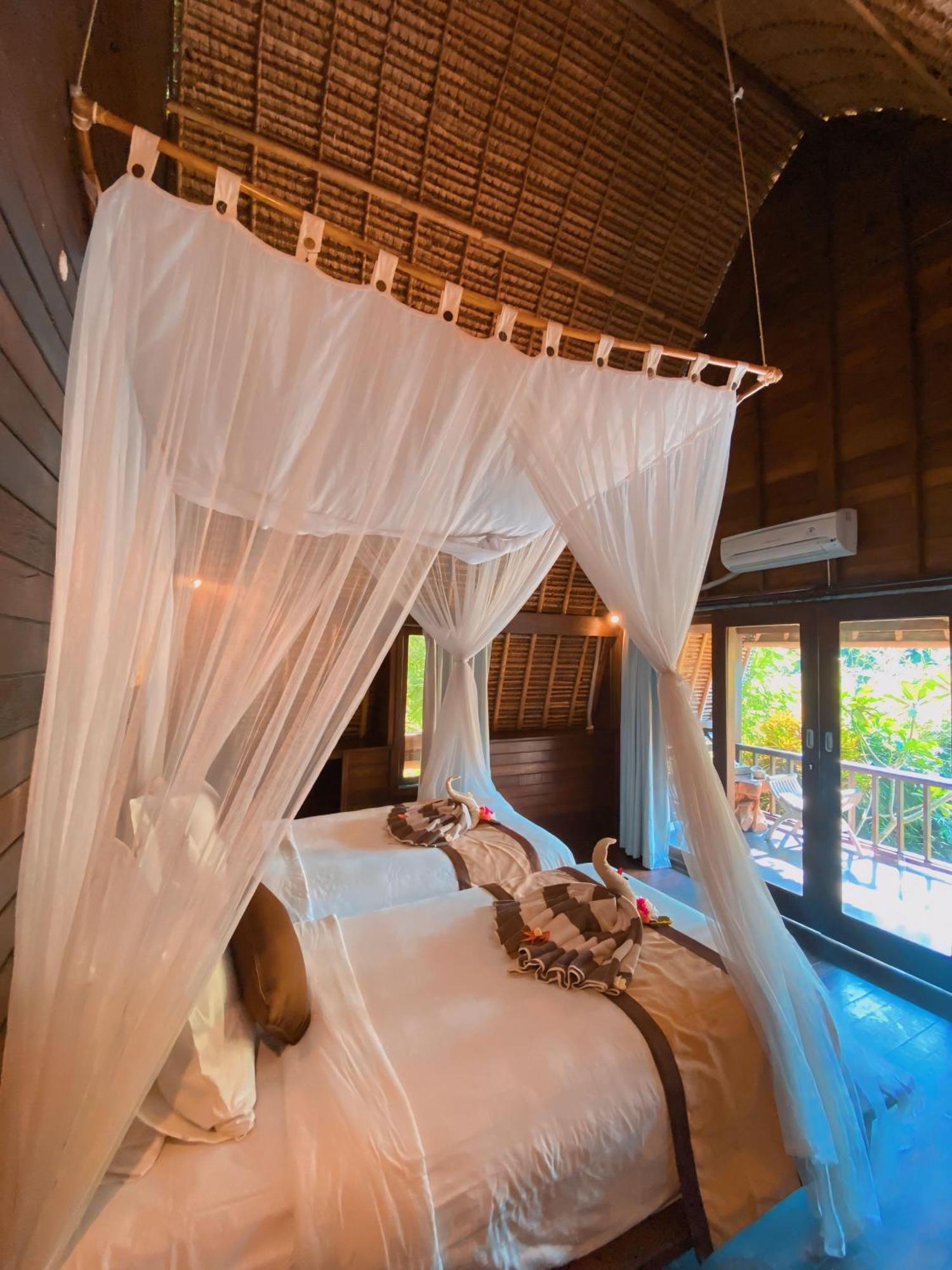 Harta Lembongan Villas Buitenkant foto