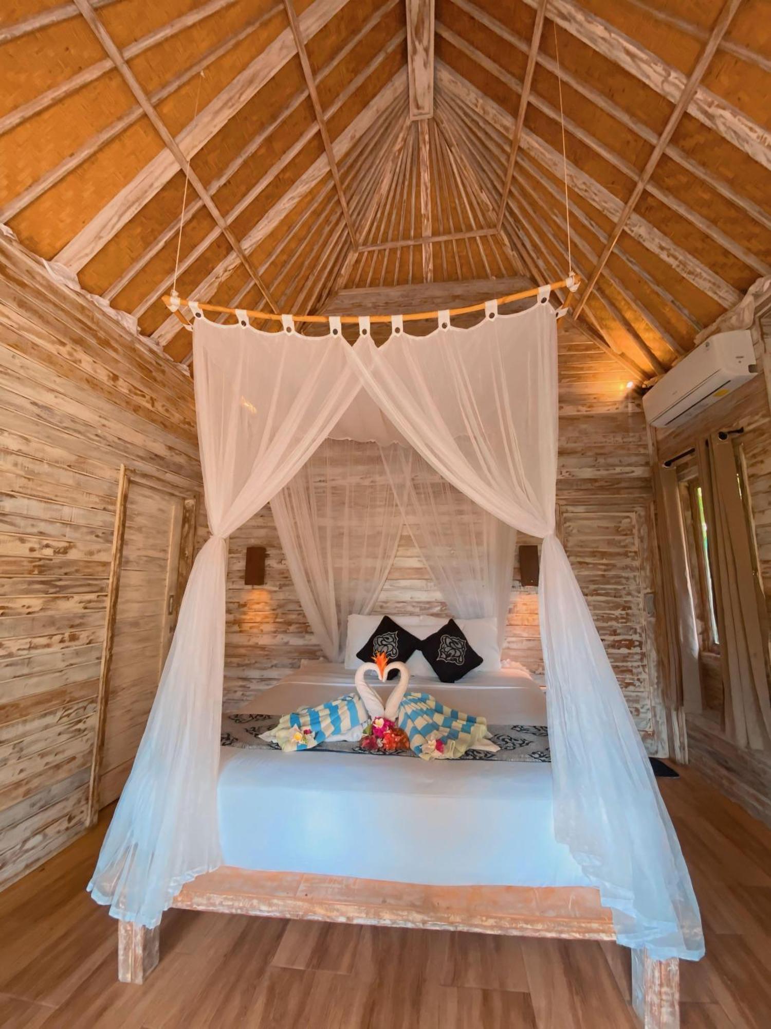 Harta Lembongan Villas Buitenkant foto
